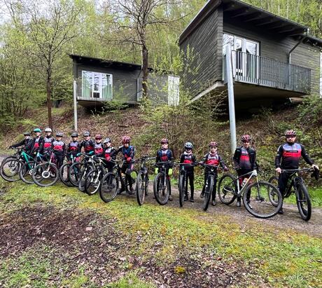 Ein großer Teil unserer U11-U15 Jugend beim Trainingslager Camp Edersee