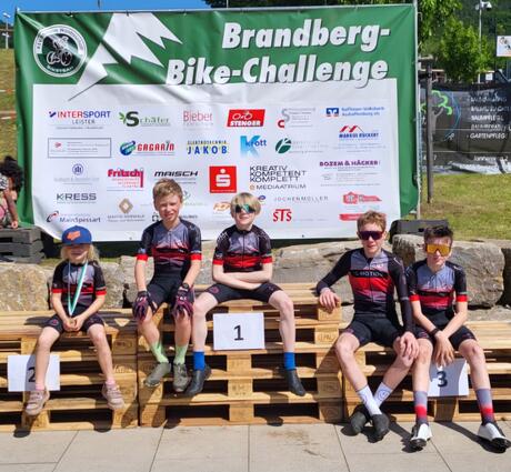 Caroline, Magnus, Maximilian, Paul und Max in Waldaschaff