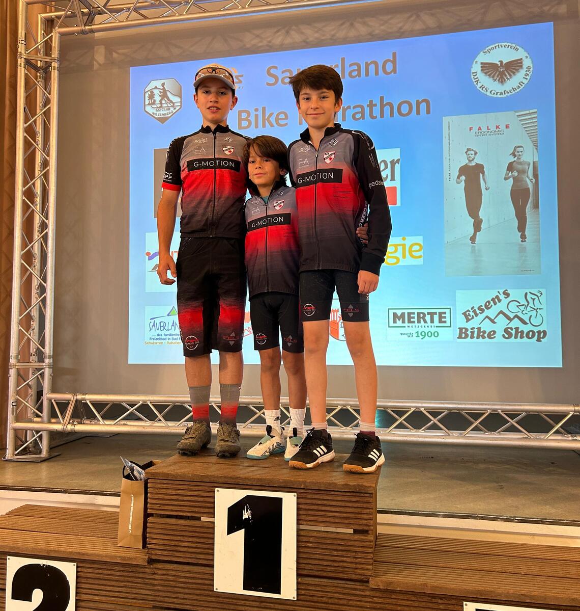 Jonas, Jellisej und Ignas erfolgreich beim Sauerland MTB Marathon Jonas, Jellisej und Ignas erfolgreich beim Sauerland MTB Marathon